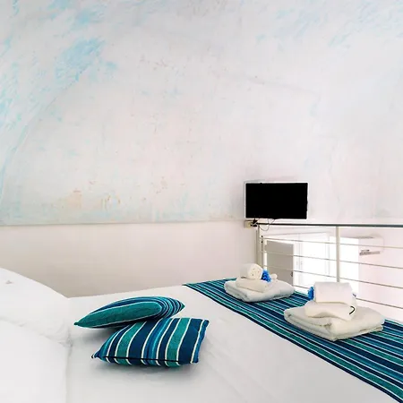 Couette-café Corte Kampanes 4*