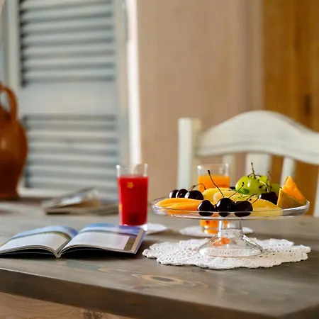 Corte Kampanes فندق مبيت وإفطار غالّيبولي